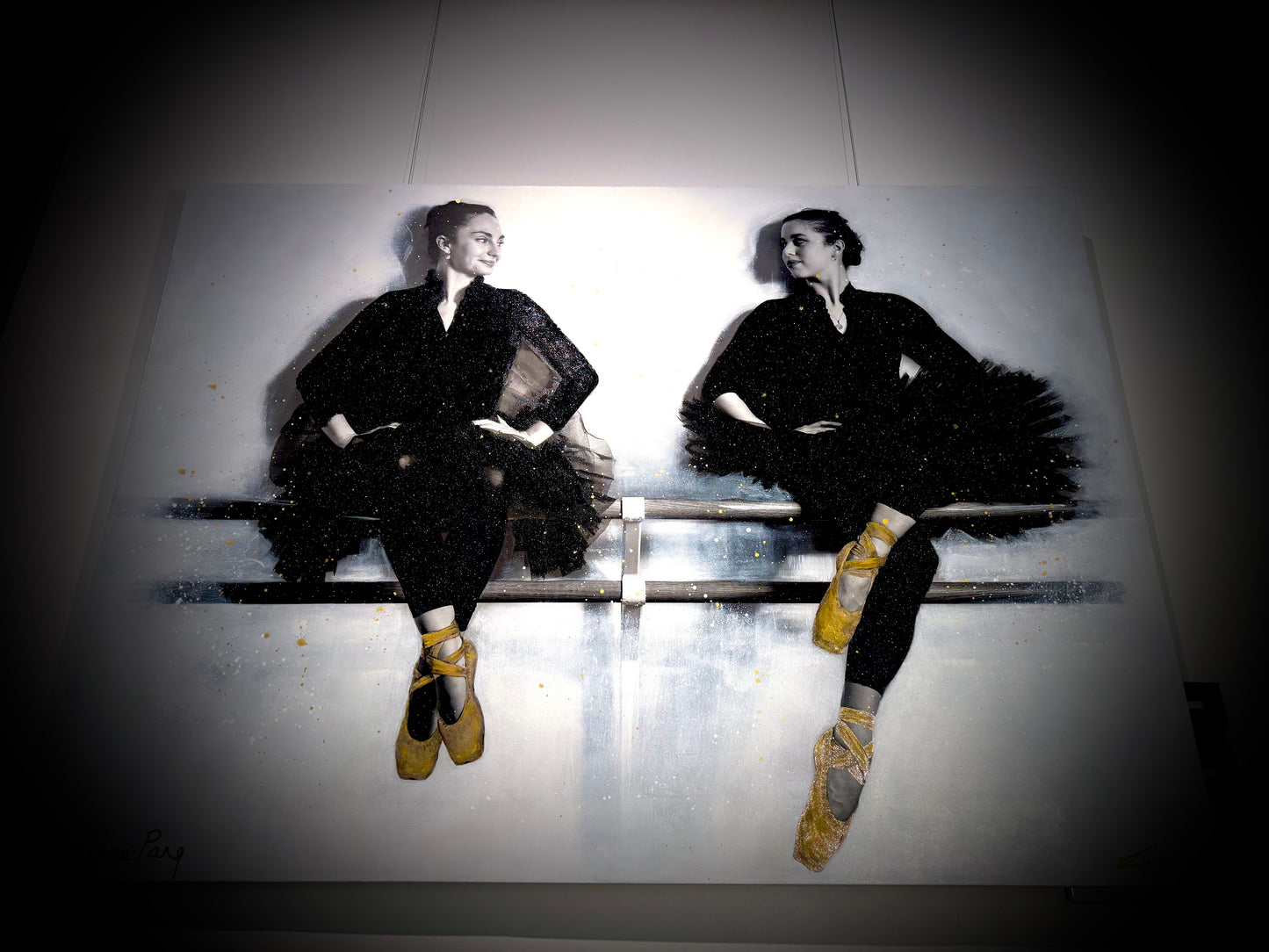 Ballet Class / Sitting ballerinas - by Laurence and Lionia