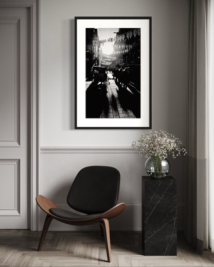 Between the traﬃc / London China town - by Laurence Pang